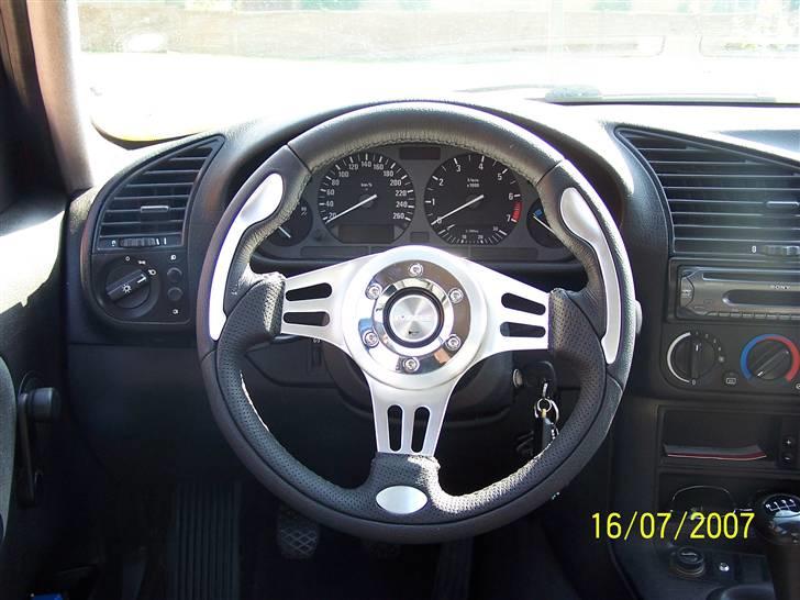 BMW E36 320i vanos (solgt) billede 6