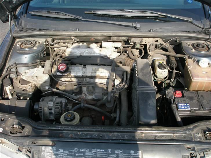 Renault Laguna 2.0 RT *solgt* billede 5
