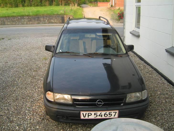 Opel Astra St. car [SOLGT] billede 1