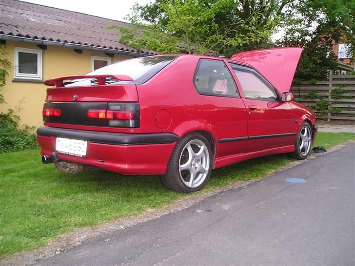 Renault 19 Sport (SOLGT) billede 1