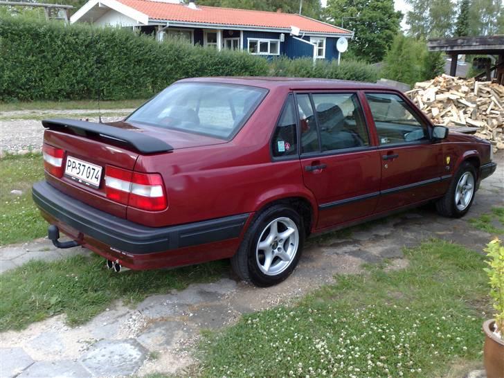 Volvo 940 - Så kom der original bagvinge på :-) billede 5