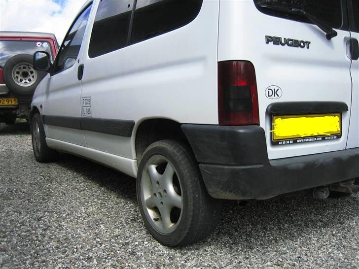 Peugeot Partner. Total skadet - De gratis´e alufælge. billede 10