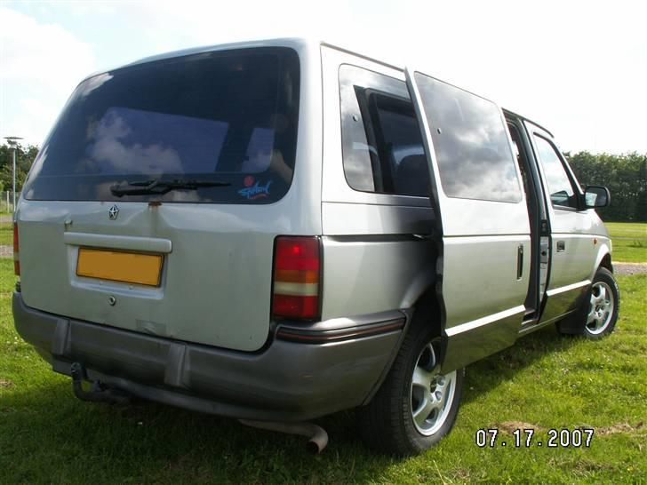 Chrysler Voyager SE van SOLGT billede 4