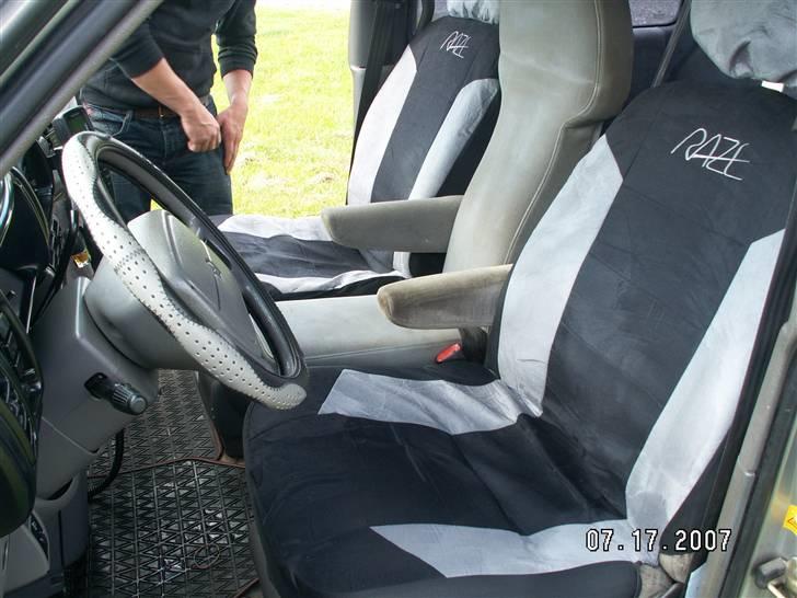 Chrysler Voyager SE van SOLGT billede 11