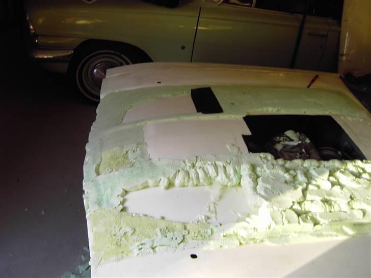 Ford Capri - så får den en byge PU skum, som derefter tilskæres billede 7