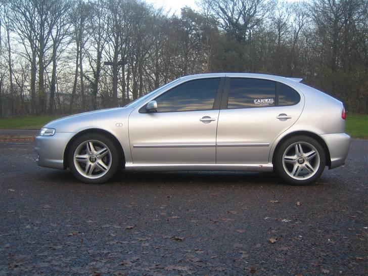 Seat Leon 1.8 20VT TOPSPORT solgt billede 4