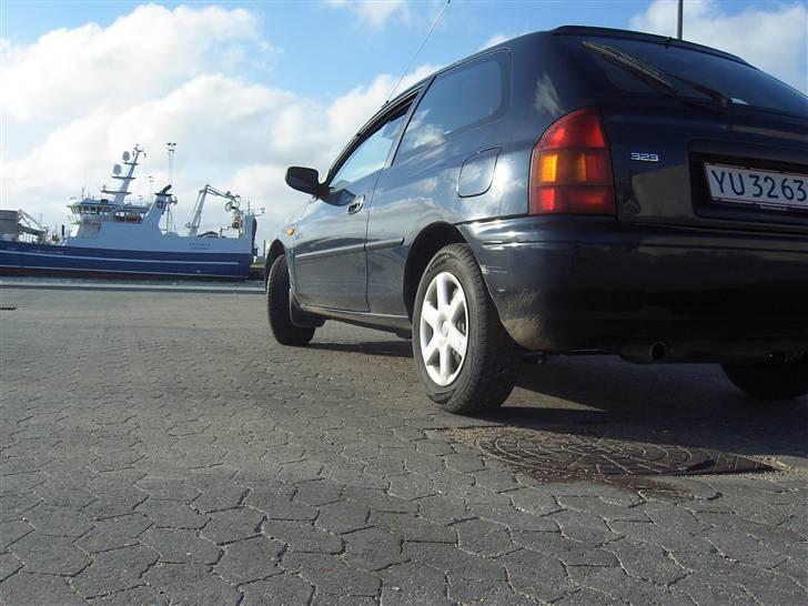 Mazda 323 billede 13