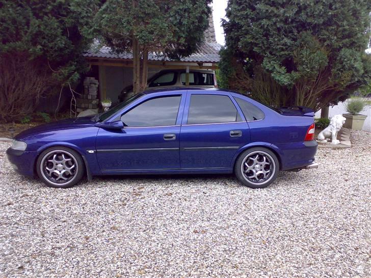 Opel Vectra B 2.0i 16V (SOLGT) billede 10