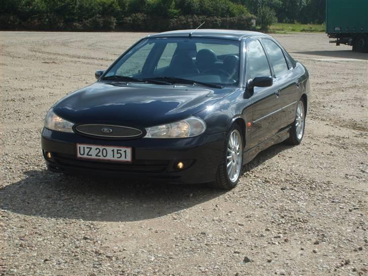 Ford mondeo 2.5  Solgt  billede 8