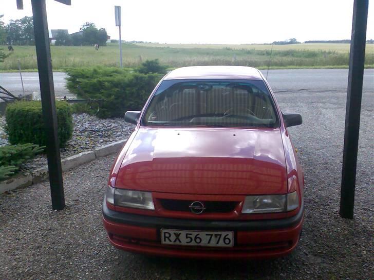 Opel vectra 1,8i billede 6