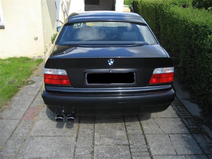 BMW 325i billede 8