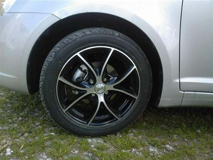 Suzuki Swift GL-A 3-d Aut (SOLGT - Fine alubanditter billede 2