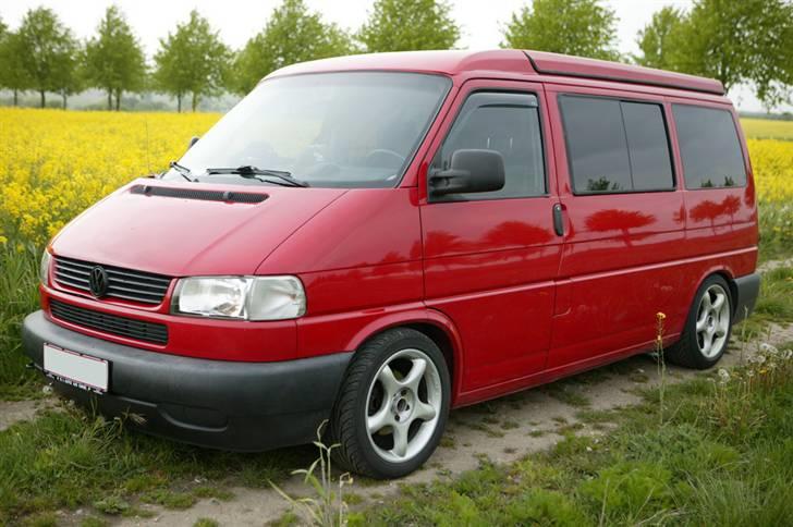 VW VW Multivan Camper - Fætter højben med de gamle 17" og efter den var sænket billede 11