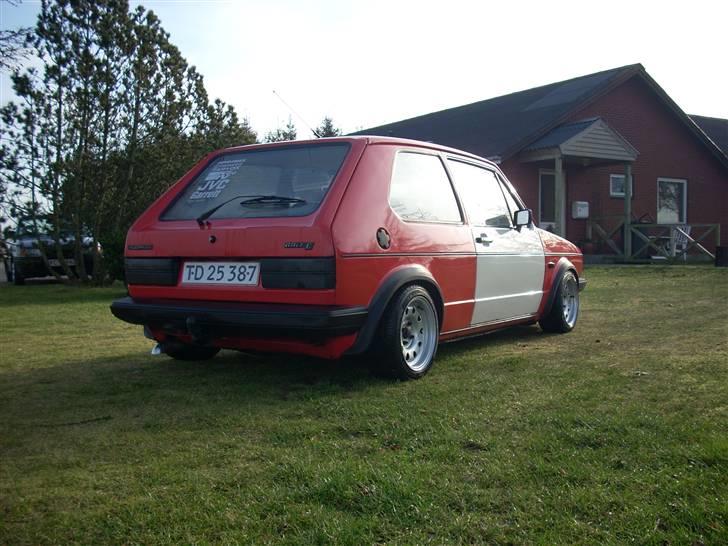 VW Golf 1 1,6TD *Solgt* billede 6