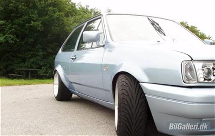 VW Polo Coupe - SOLGT billede 1