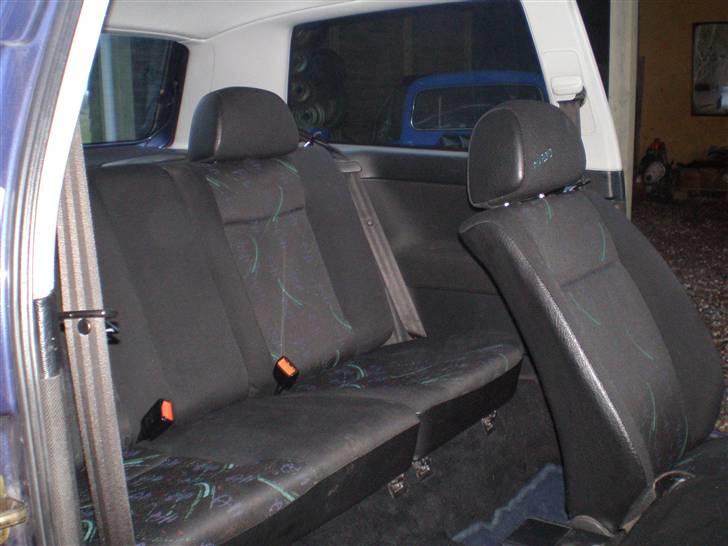 VW Golf3 pink floyd (solgt) billede 9