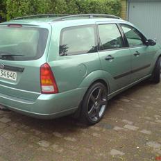 Ford focus stc solgt