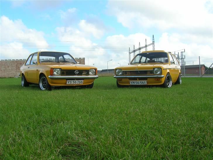 Opel Kadett 1.2n (Solgt) - min og en kammerats lækre stc. car med Folde-tag.. :D billede 9