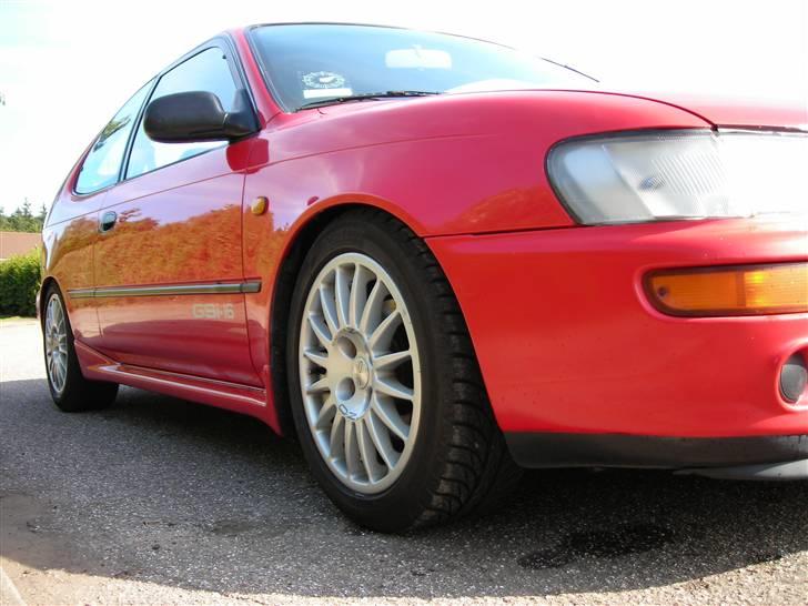 Toyota corolla 1.6 gsi SOLGT - den kan stadig komme lidt ned i for endnu hehe billede 4