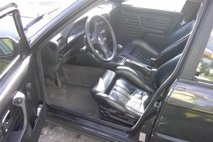 BMW 324 Touring (Solgt) billede 2