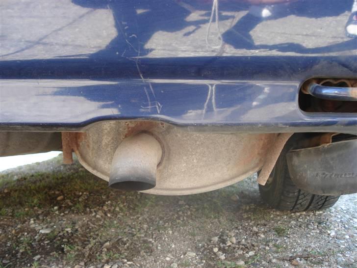 Nissan Primera 2,0i SE(SOLGT) - Den er lige blev skudt af, så skal have en ny en på....HIDSIG NISSAN!! billede 7