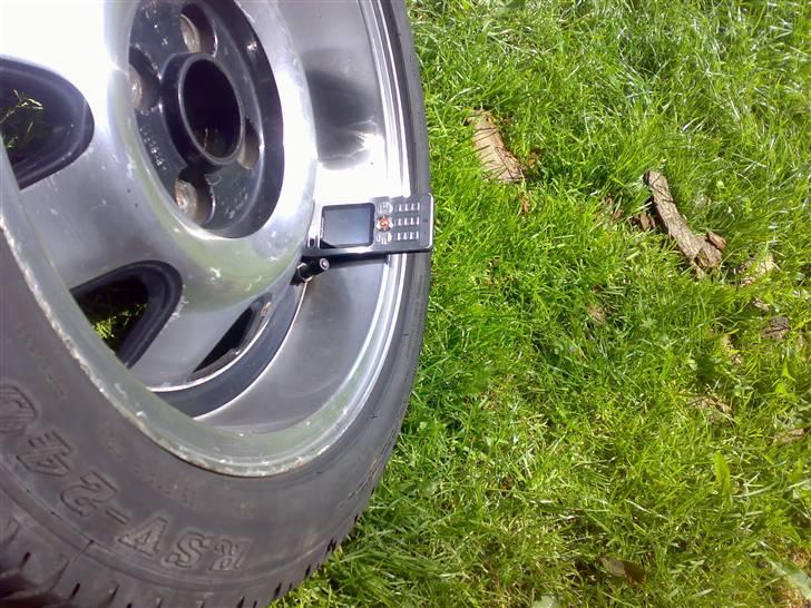 BMW 320i solgt billede 20