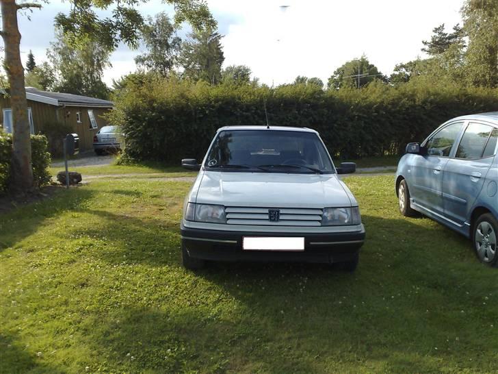 Peugeot 309 billede 1