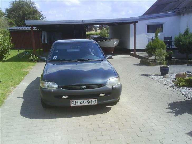 Ford escort 1,3 CL SOLGT billede 3
