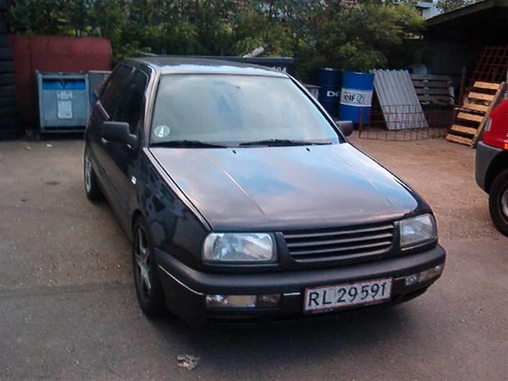 VW vento 1,8  SOLGT  billede 1