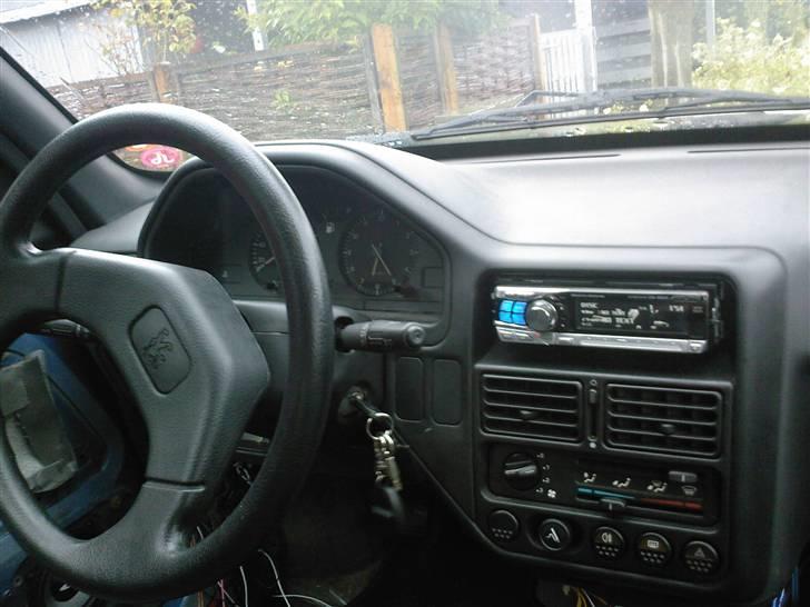 Peugeot 106 midnight  'SOLGT' billede 6