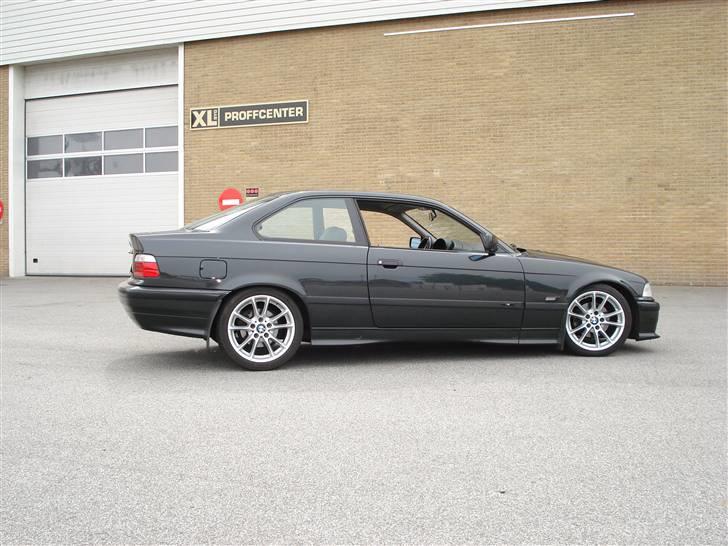 BMW 325i Coupè [SOLGT] billede 3