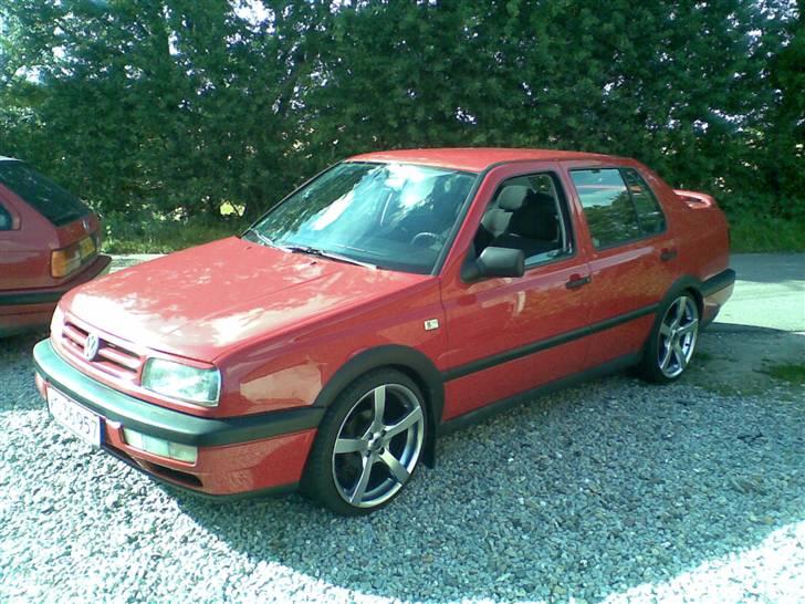 VW Vento -Projekt- *SOLGT* - Bilen da jeg fik den fredag d. 20/07-07 billede 1