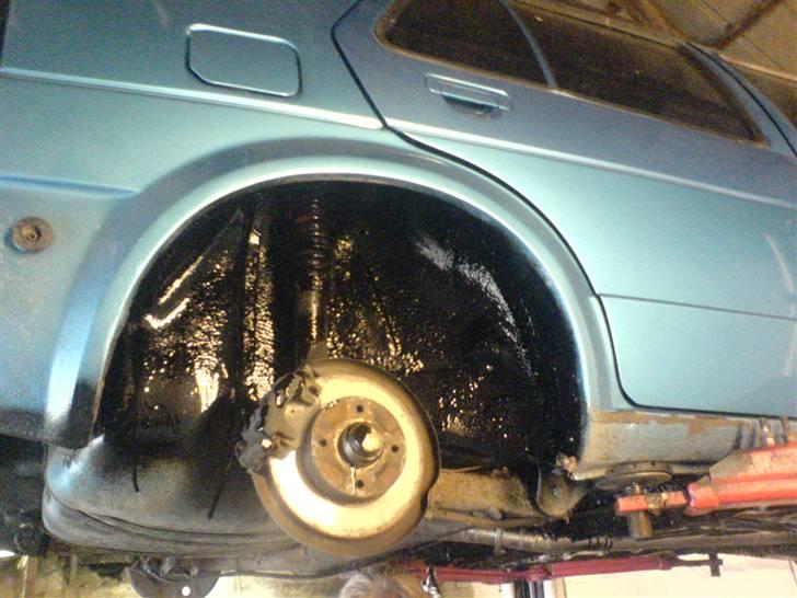 VW golf 1.9 gtd solgt - skivebremser bag og under vognsbehandelet billede 8