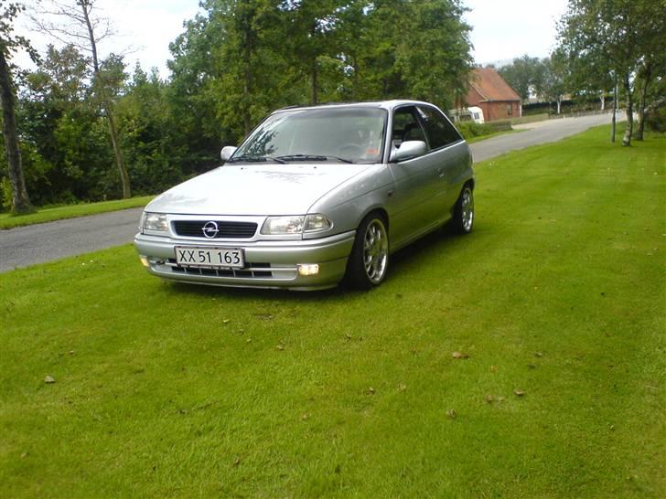 Opel Astra 1,6i 16v sport billede 6