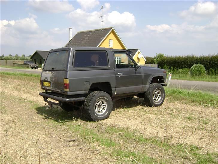 Nissan Patrol (160) solgt - Så er der kommet EMU undervogn på, og den er blevet boddylifte 6 cm billede 9