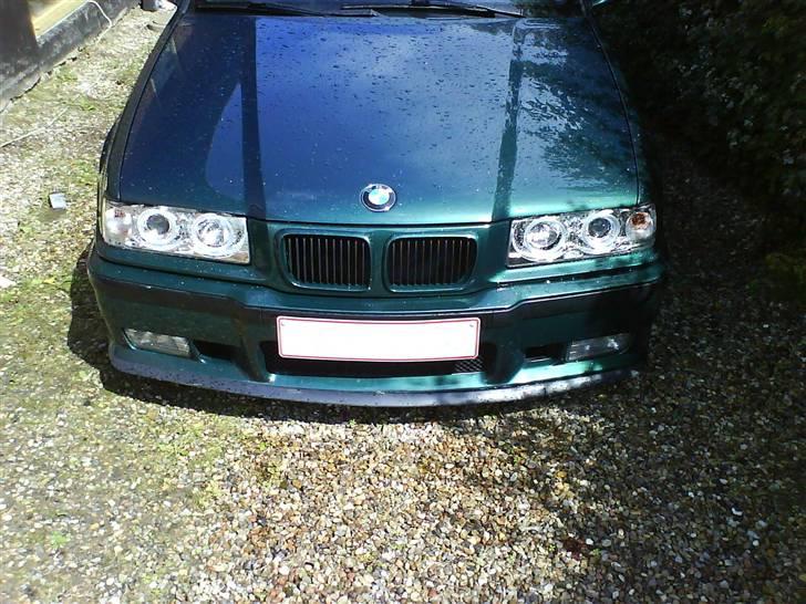 BMW E36 320i Aut. SOLGT - De nye forlygter :D Tjek igen farven på bilen, den er for fræk! billede 16