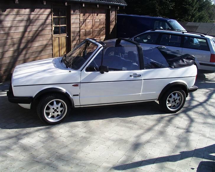 VW Golf 1 cabrio billede 1