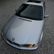 BMW 328i