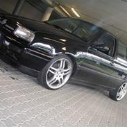 VW Golf 3 2,8 vr6 solgt