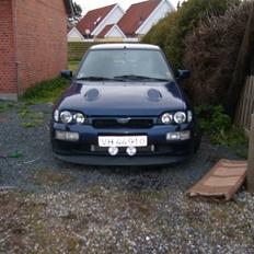 Ford escort  RS Cosworth 