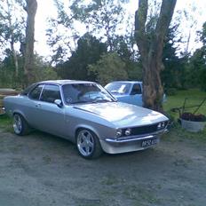 Opel Manta A 2,4 Turbo