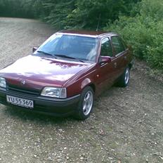 Opel Kadett sedan
