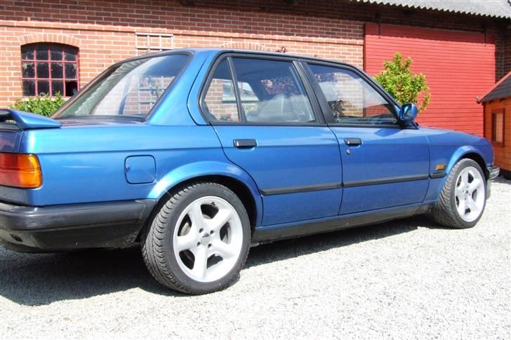 BMW E30 320i [2,5]  [SOLGT] billede 4