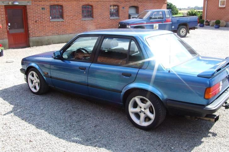 BMW E30 320i [2,5]  [SOLGT] billede 7