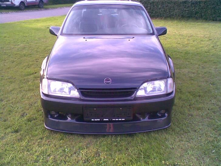 Opel omega evo 500 billede 7