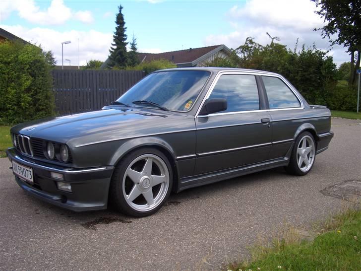 BMW 325 E30 original M-tech 1 billede 1
