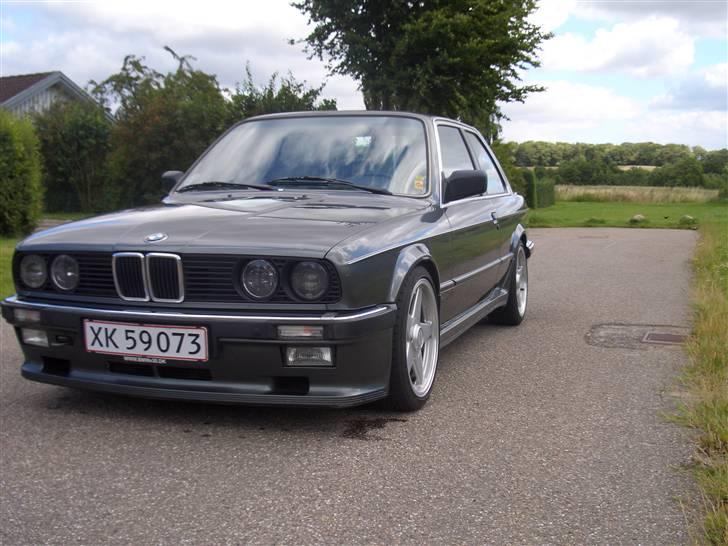 BMW 325 E30 original M-tech 1 billede 2