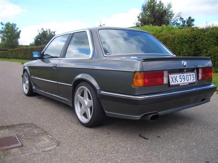 BMW 325 E30 original M-tech 1 billede 3