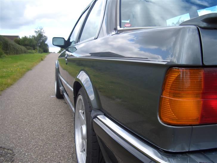 BMW 325 E30 original M-tech 1 billede 6