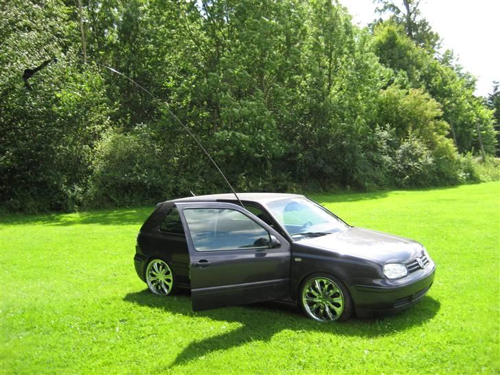 VW Golf III 2.8 Vr6 *SOLGT* - Ligner Sg* næsten en fjernstyret med den lange antenne..... billede 15